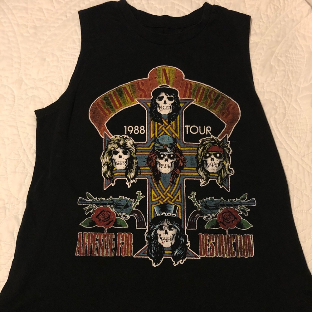 Guns N’ Roses muscle tee!
